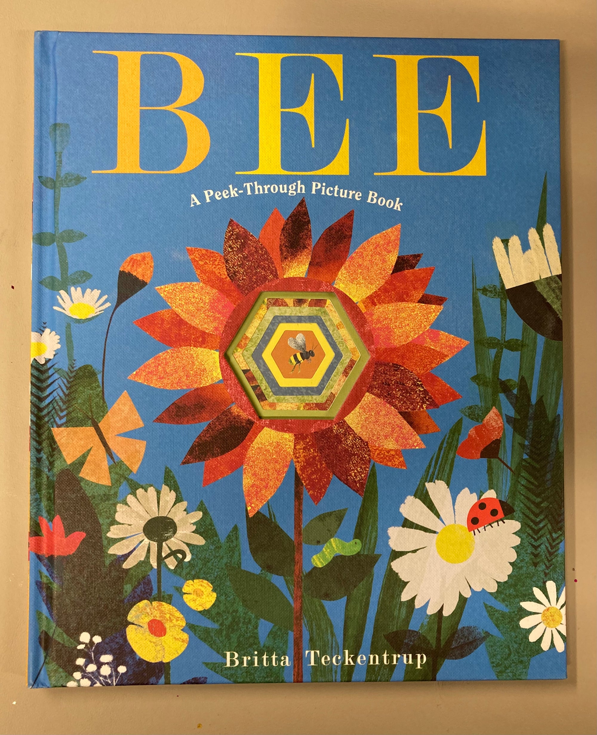 Bee: A Peek-Through Picture Book
